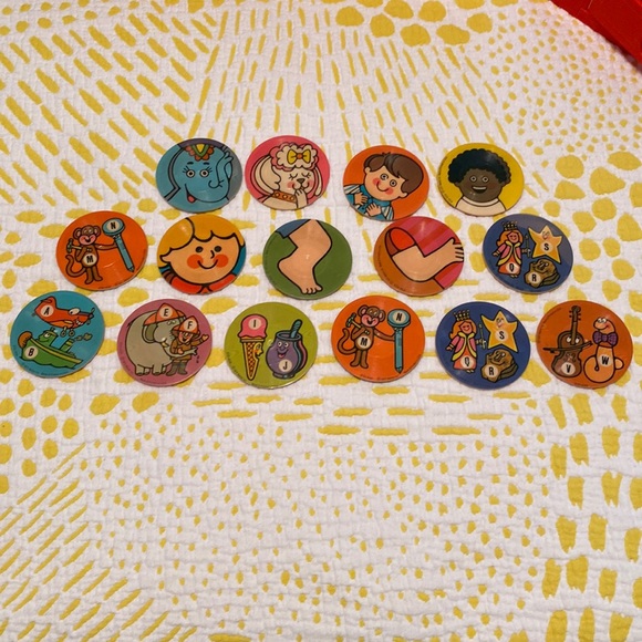 Vintage Mattel Preschool Talking Pictures Schoolhouse in original box with price - Picture 3 of 16